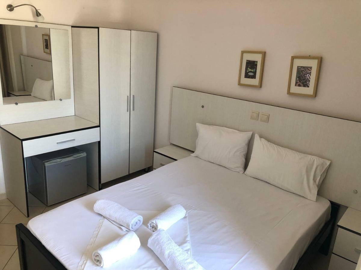 Rondos Hotel Химара Экстерьер фото